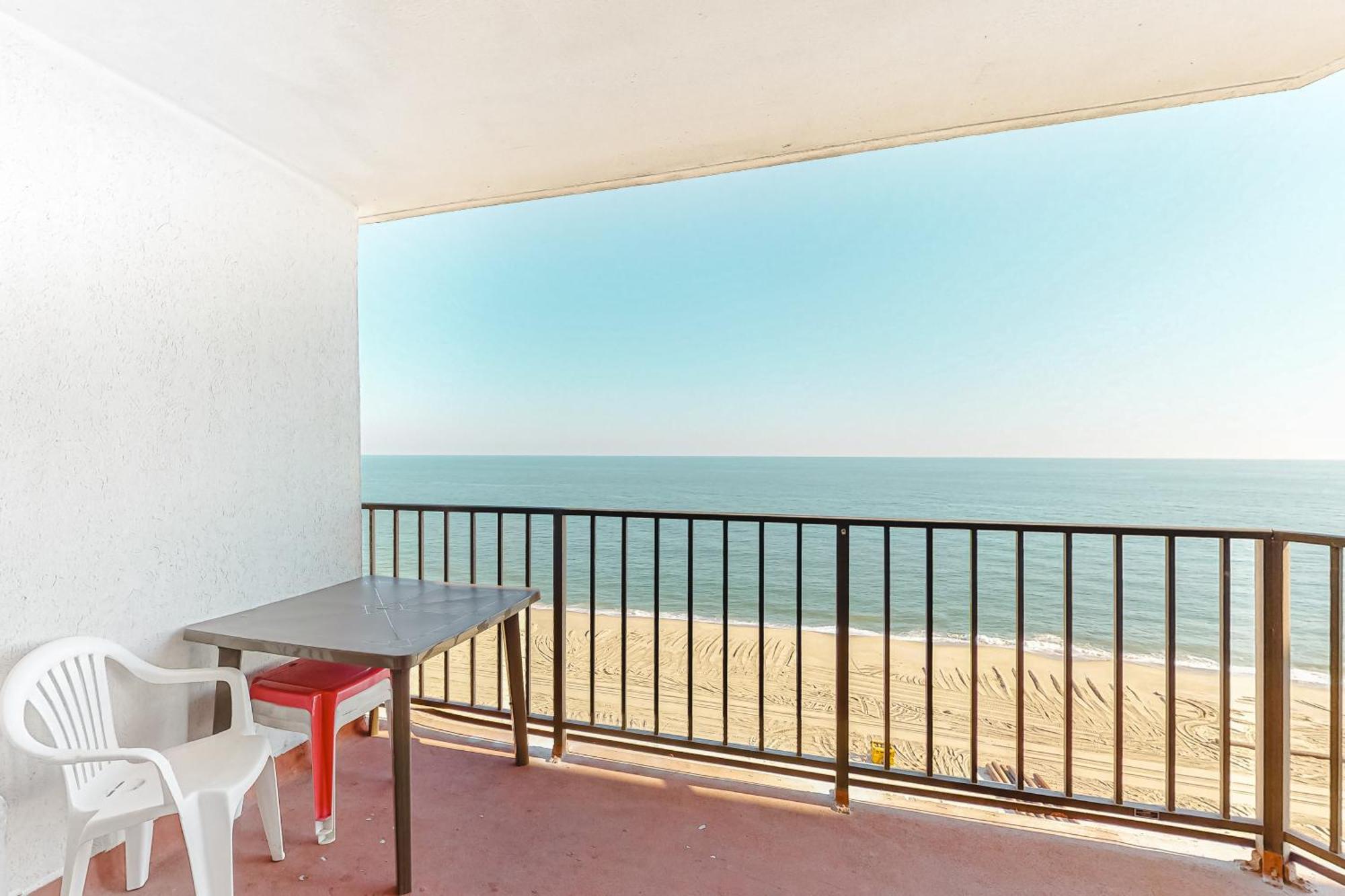 Hotel Plaza II Ocean Stadt Zimmer foto